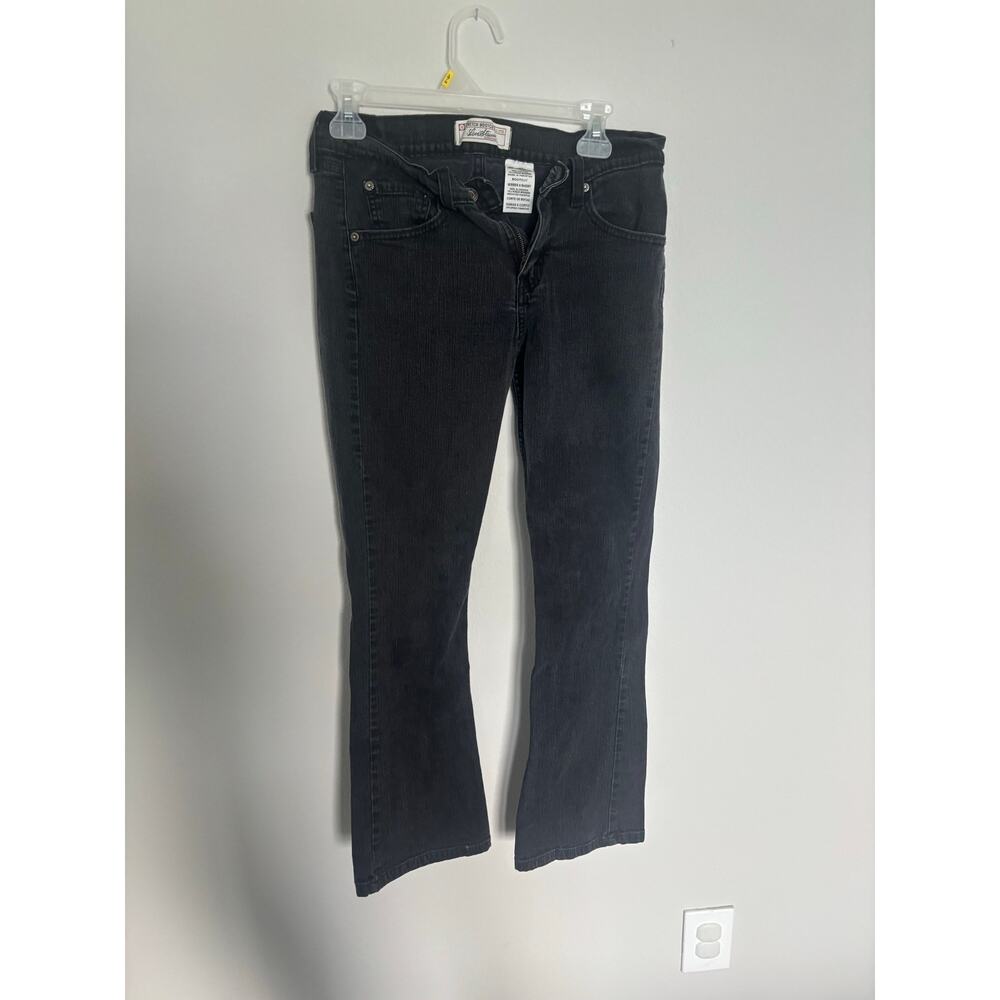 Signature by Levi Strauss & Co. black bootcut jeans in a misses size 6 short